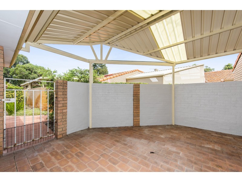 2/86 Mills Road West, Martin WA 6110