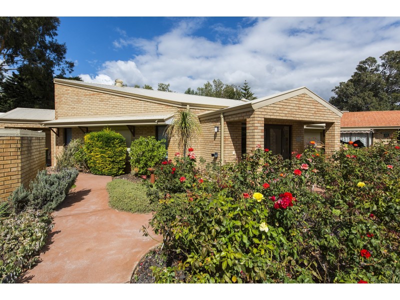 2/86 Mills Road West, Martin WA 6110