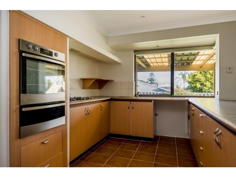 10 Ariel Place, Madora Bay WA 6210