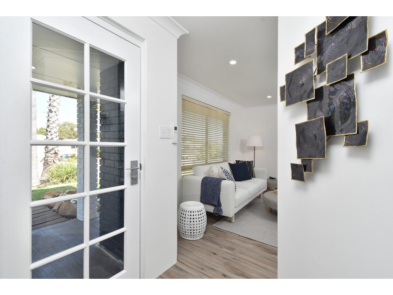 81 Greenfields Circle, Hocking WA 6065