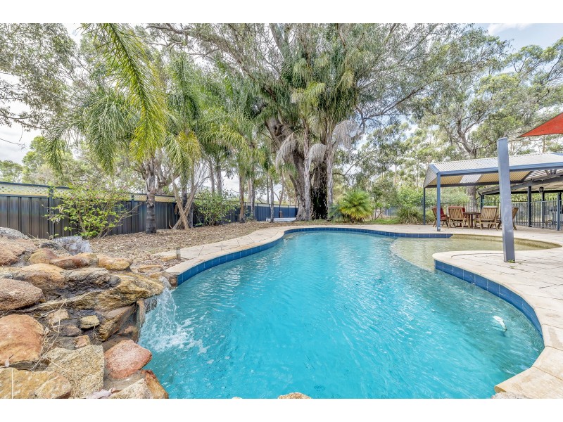 10 Serpentine Way, Stake Hill WA 6181
