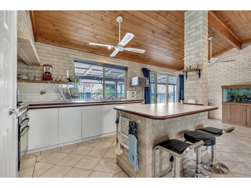 10 Serpentine Way, Stake Hill WA 6181
