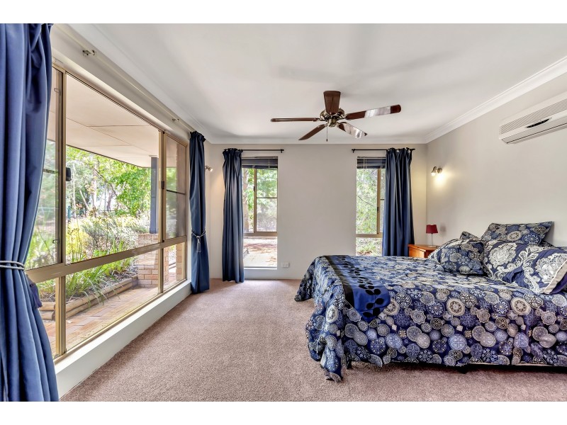 10 Serpentine Way, Stake Hill WA 6181