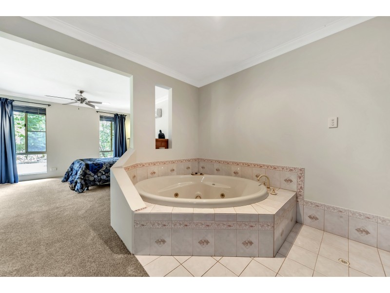 10 Serpentine Way, Stake Hill WA 6181