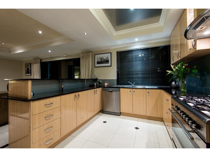21 Canarias Way, Hillarys WA 6025