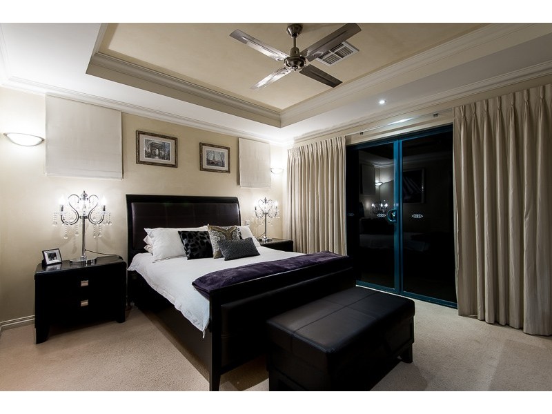 21 Canarias Way, Hillarys WA 6025