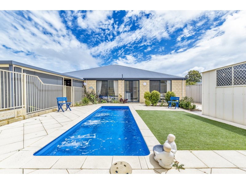 60 Keystone Loop, Secret Harbour WA 6173