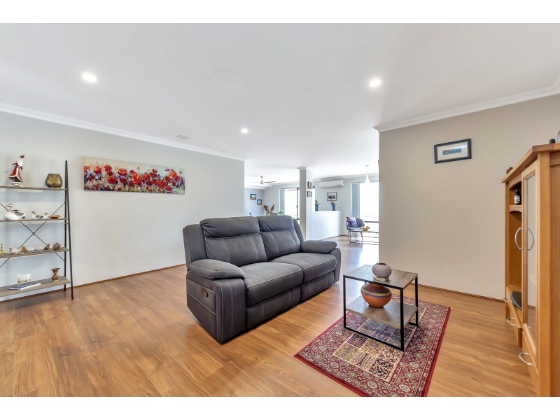 60 Keystone Loop, Secret Harbour WA 6173