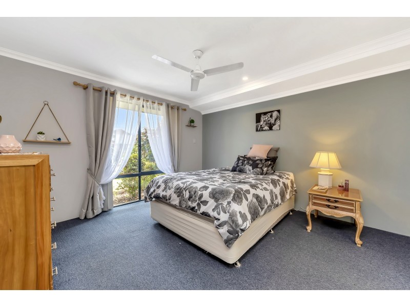60 Keystone Loop, Secret Harbour WA 6173