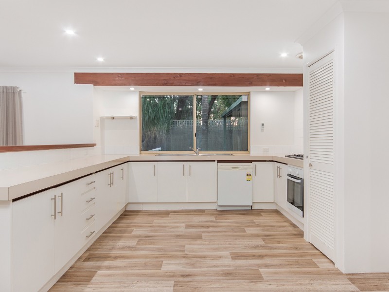 43 Whitebread Way, Leda WA 6170