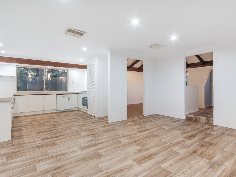 43 Whitebread Way, Leda WA 6170
