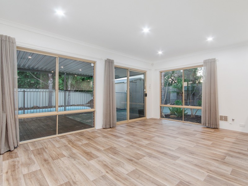 43 Whitebread Way, Leda WA 6170
