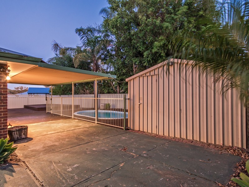 43 Whitebread Way, Leda WA 6170