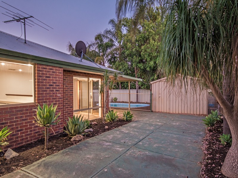 43 Whitebread Way, Leda WA 6170