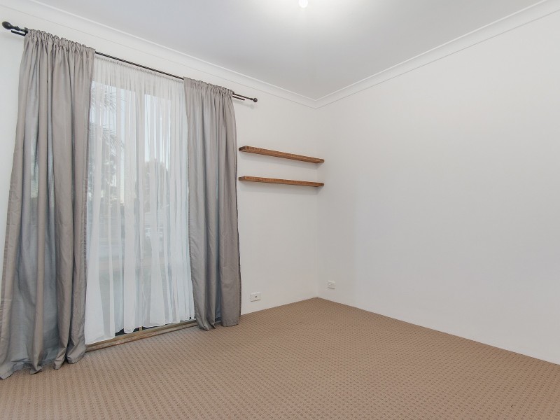 43 Whitebread Way, Leda WA 6170