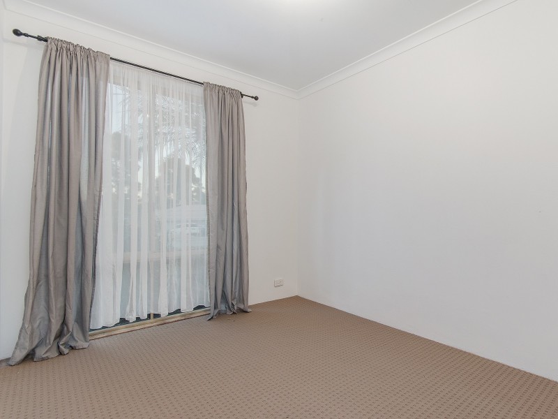 43 Whitebread Way, Leda WA 6170
