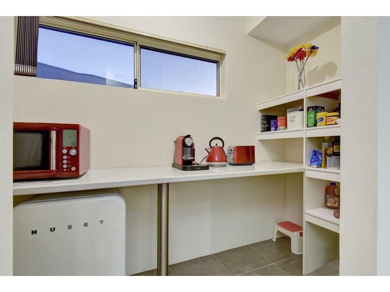 6 Chucklebud Street, Banksia Grove WA 6031