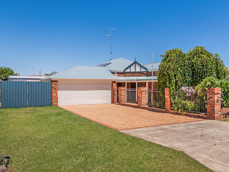 7 Linley Road, Wannanup WA 6210