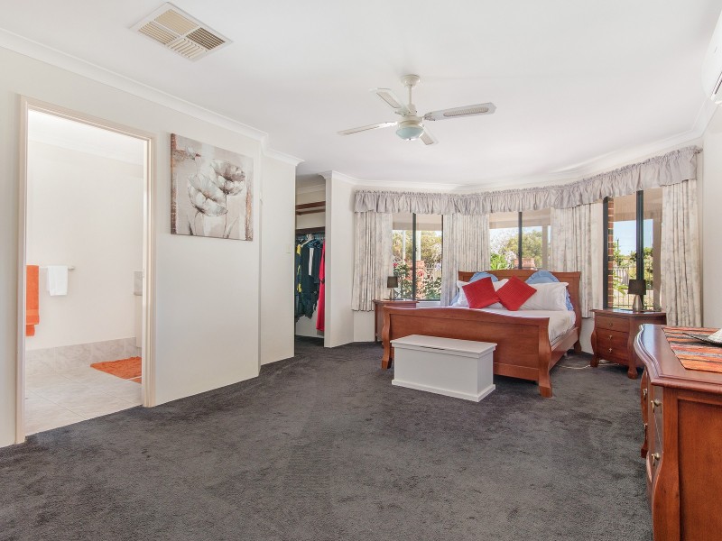 7 Linley Road, Wannanup WA 6210