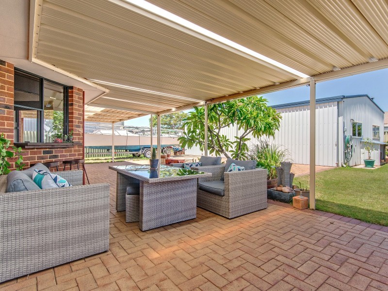 7 Linley Road, Wannanup WA 6210