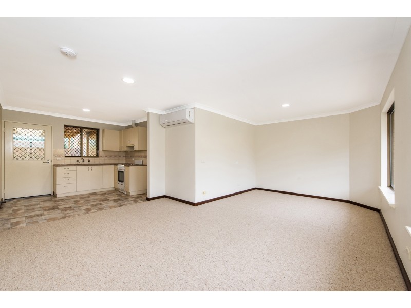 6/86 Mills Road West, Martin WA 6110