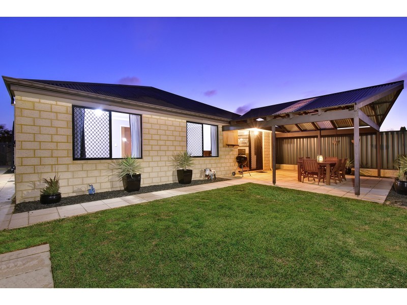 12 Woolly Road, Banksia Grove WA 6031