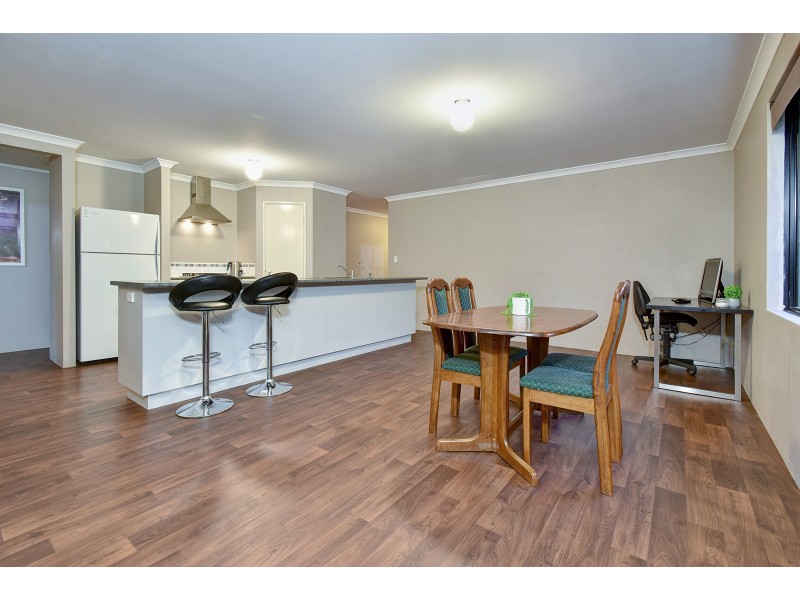 12 Woolly Road, Banksia Grove WA 6031