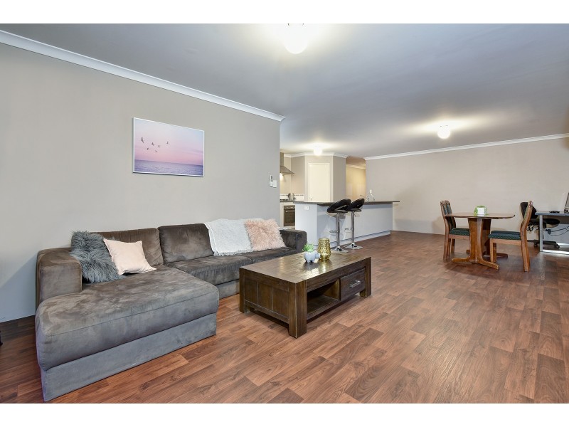 12 Woolly Road, Banksia Grove WA 6031