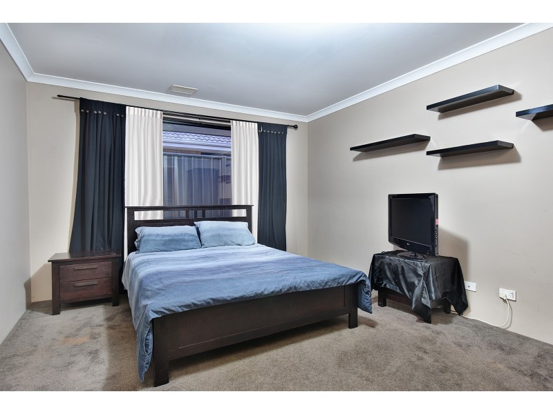 12 Woolly Road, Banksia Grove WA 6031