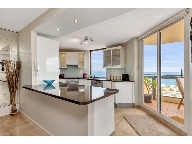 33/6A Valley Road, Halls Head WA 6210