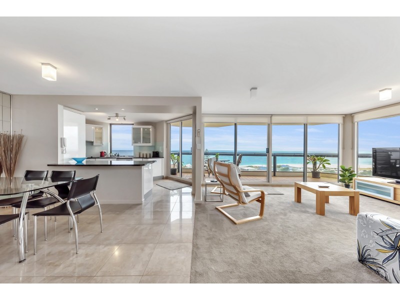 33/6A Valley Road, Halls Head WA 6210