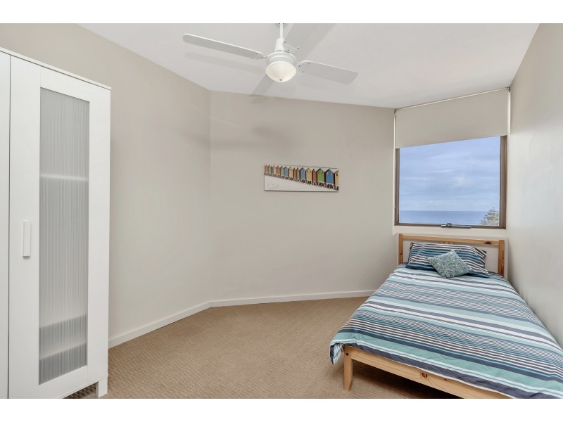 33/6A Valley Road, Halls Head WA 6210