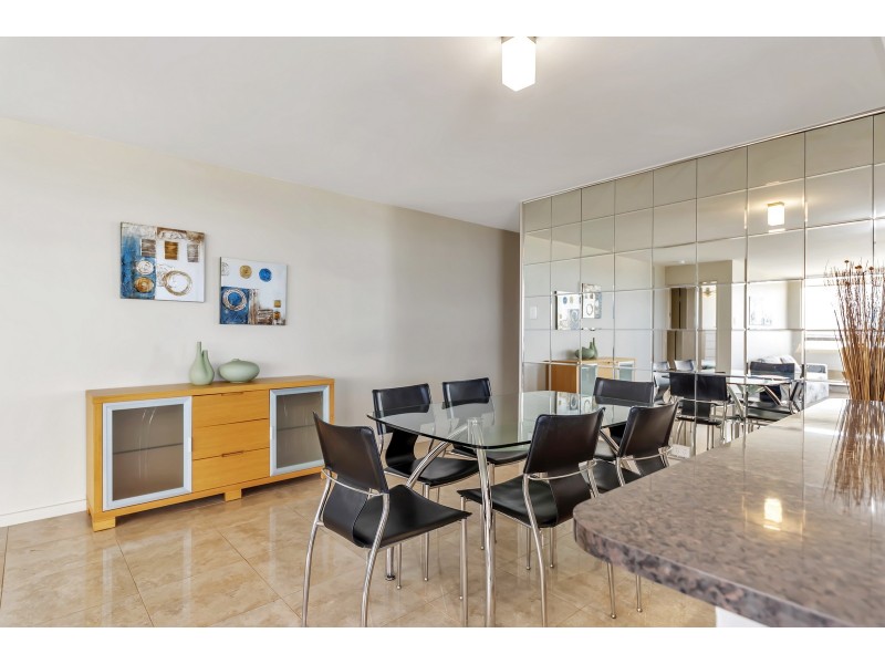 33/6A Valley Road, Halls Head WA 6210