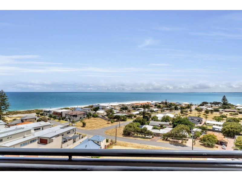33/6A Valley Road, Halls Head WA 6210