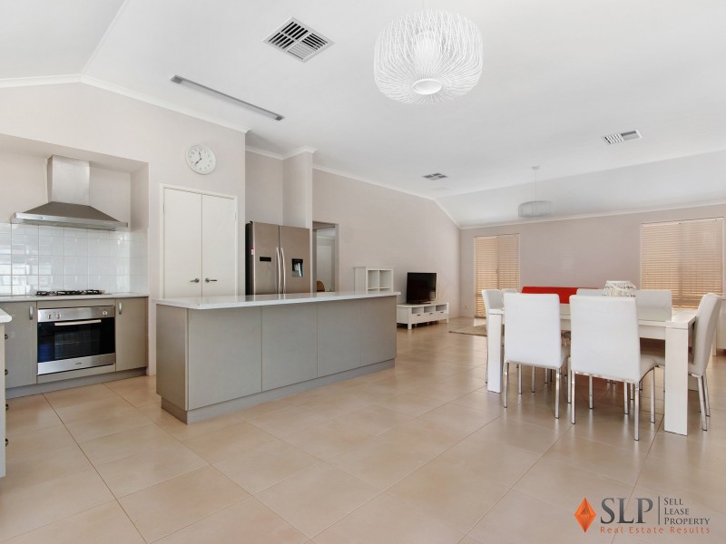 14 Abbott Brace, Baldivis WA 6171