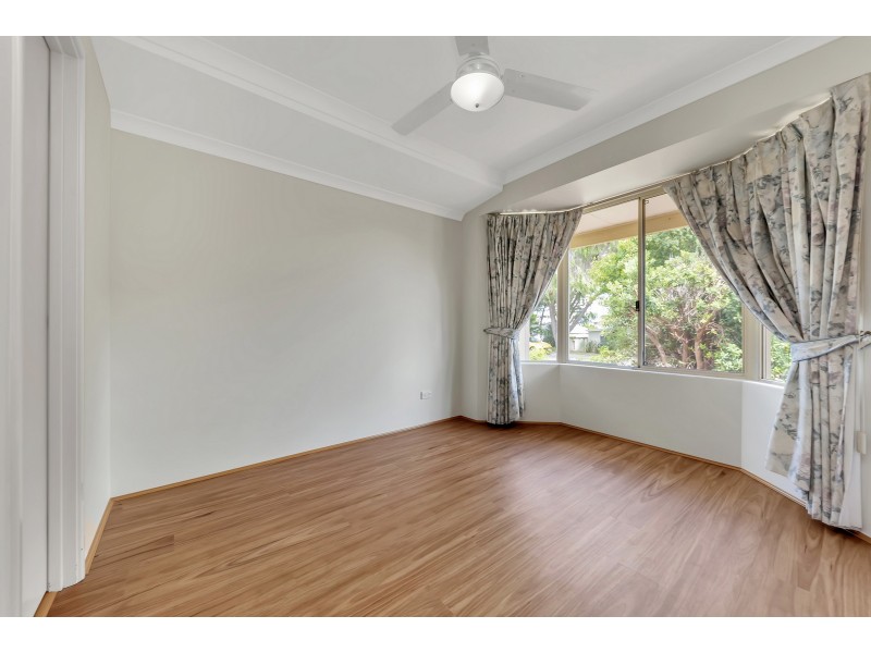 25A Janis Street, Halls Head WA 6210