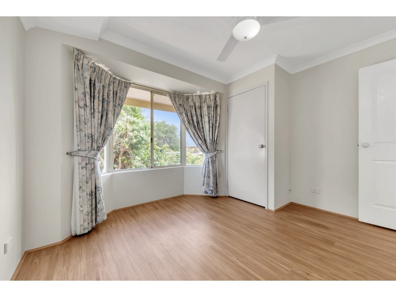 25A Janis Street, Halls Head WA 6210