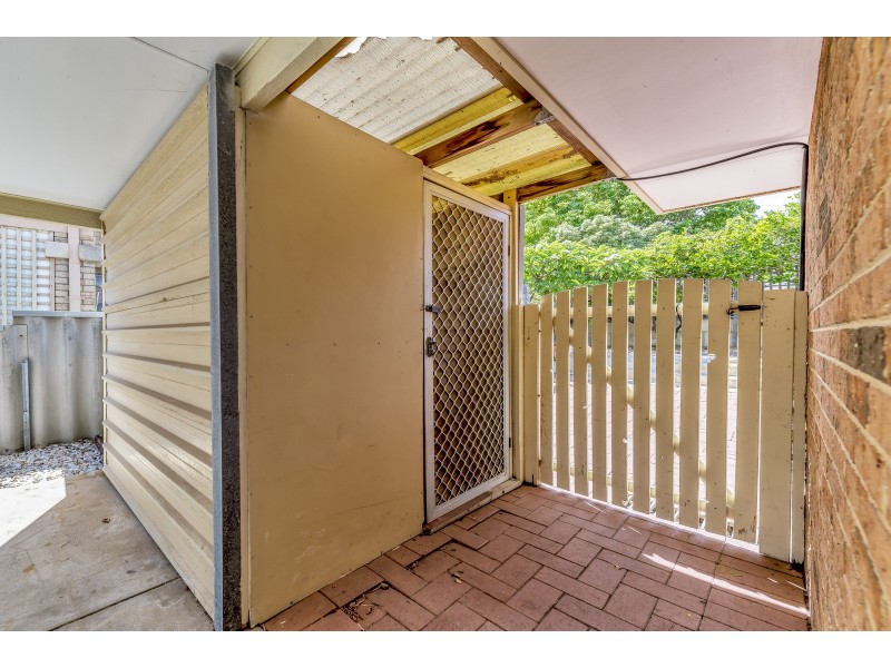 25A Janis Street, Halls Head WA 6210
