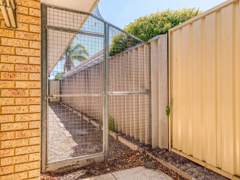 8 Dempsey Place, Kenwick WA 6107