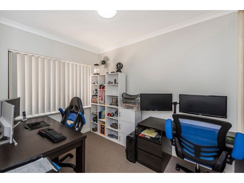 9 Swanbourne Avenue, Secret Harbour WA 6173