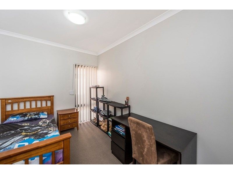 9 Swanbourne Avenue, Secret Harbour WA 6173