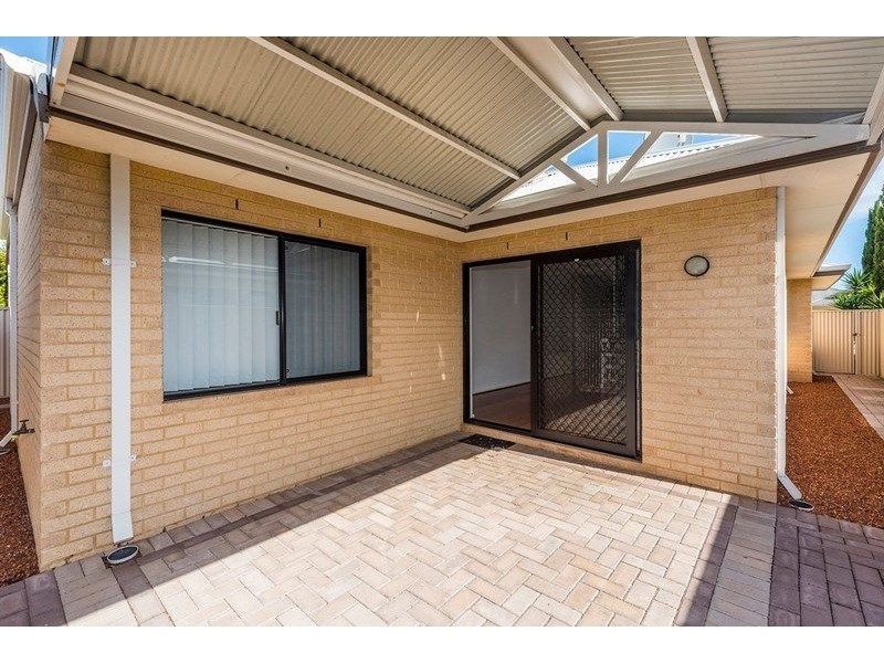 9 Swanbourne Avenue, Secret Harbour WA 6173