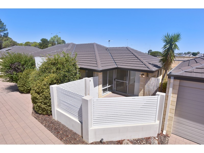 64 Moscow Retreat, Hocking WA 6065