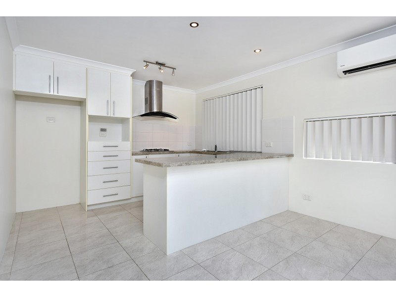 64 Moscow Retreat, Hocking WA 6065