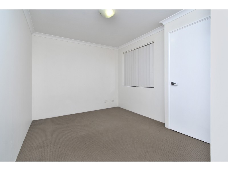 64 Moscow Retreat, Hocking WA 6065