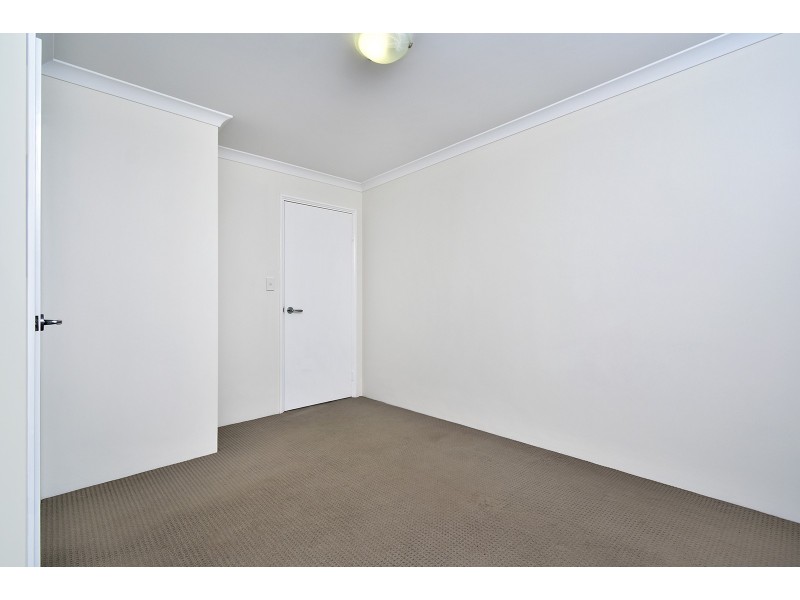 64 Moscow Retreat, Hocking WA 6065