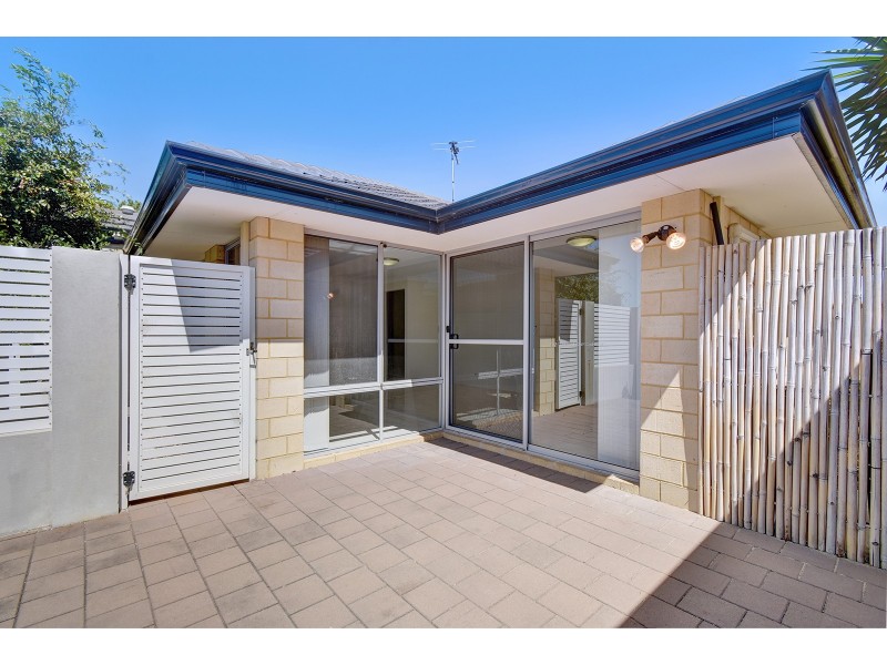 64 Moscow Retreat, Hocking WA 6065