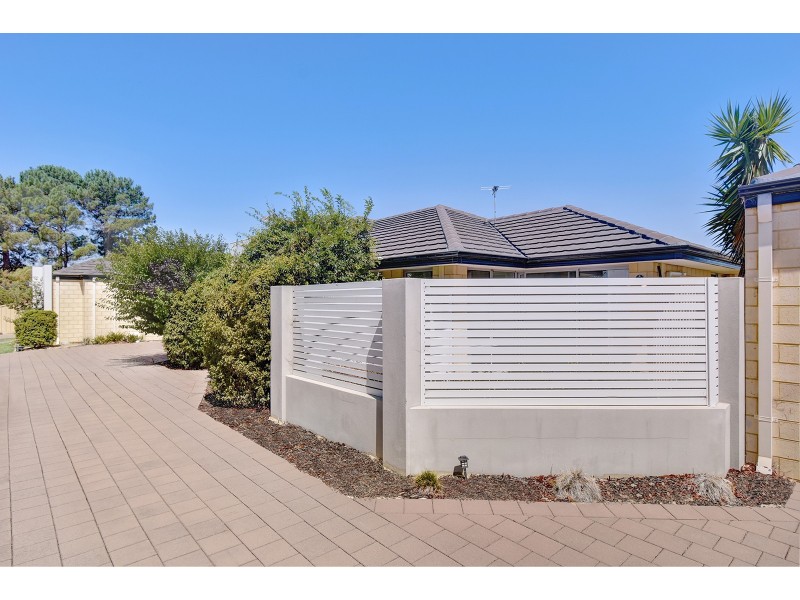 64 Moscow Retreat, Hocking WA 6065