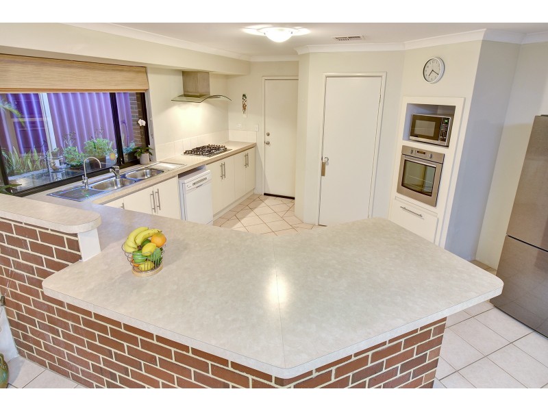 1 Strelley Lane, Carramar WA 6031