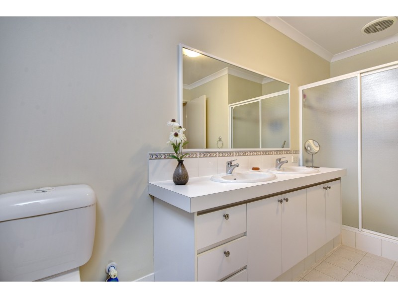 1 Strelley Lane, Carramar WA 6031